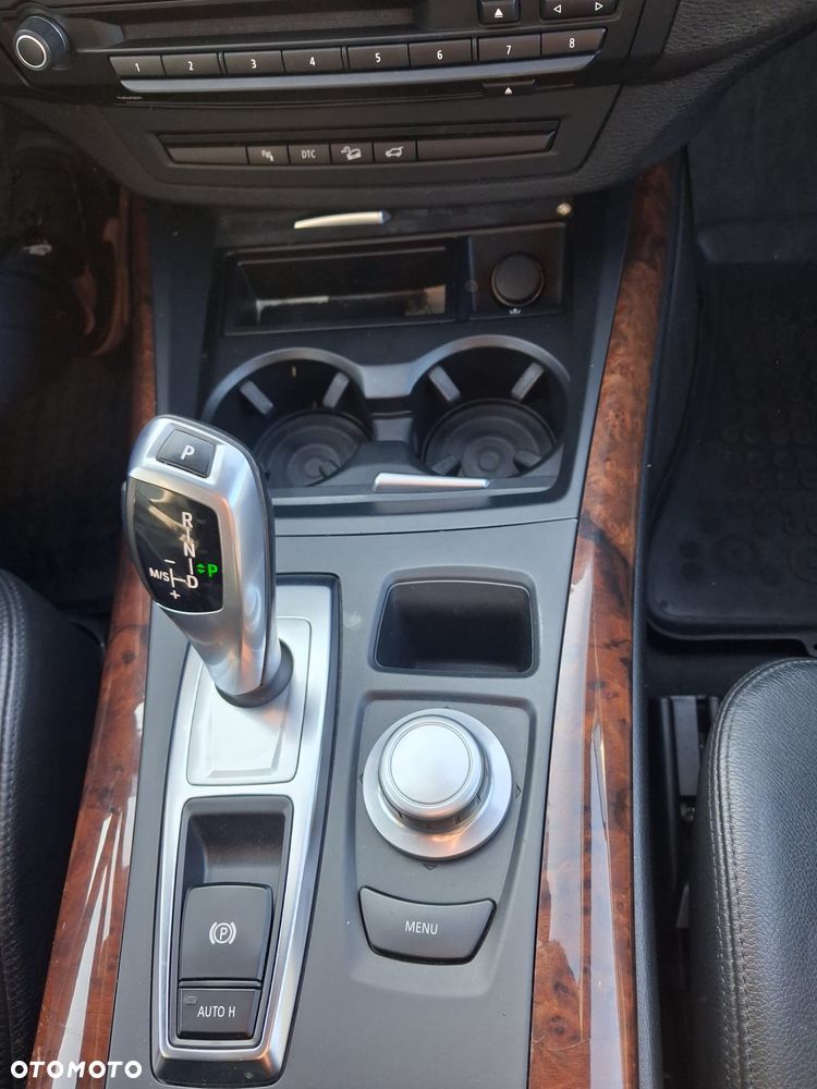BMW X5 ver-xdrive35d - 16