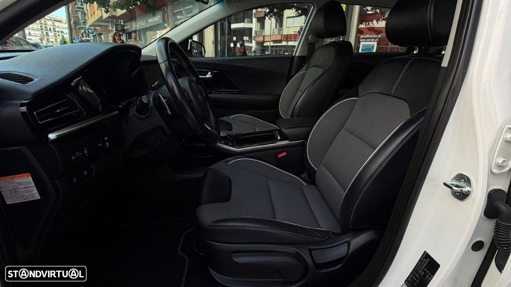 Kia e-Niro 39.2kWh Move 39 - 17