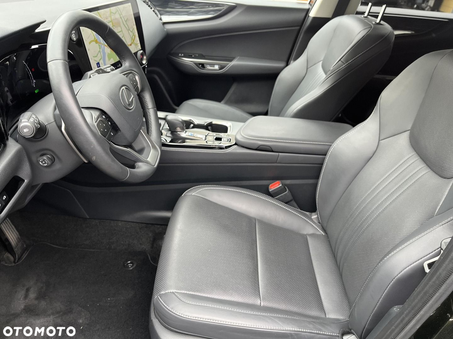 Lexus NX - 15