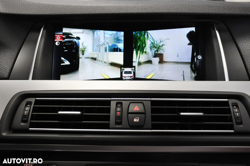 BMW Seria 5 530d Aut. - 24