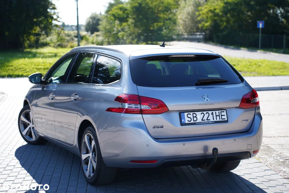 Peugeot 308 SW BlueHDi 150 EAT6 Stop & Start Allure - 10