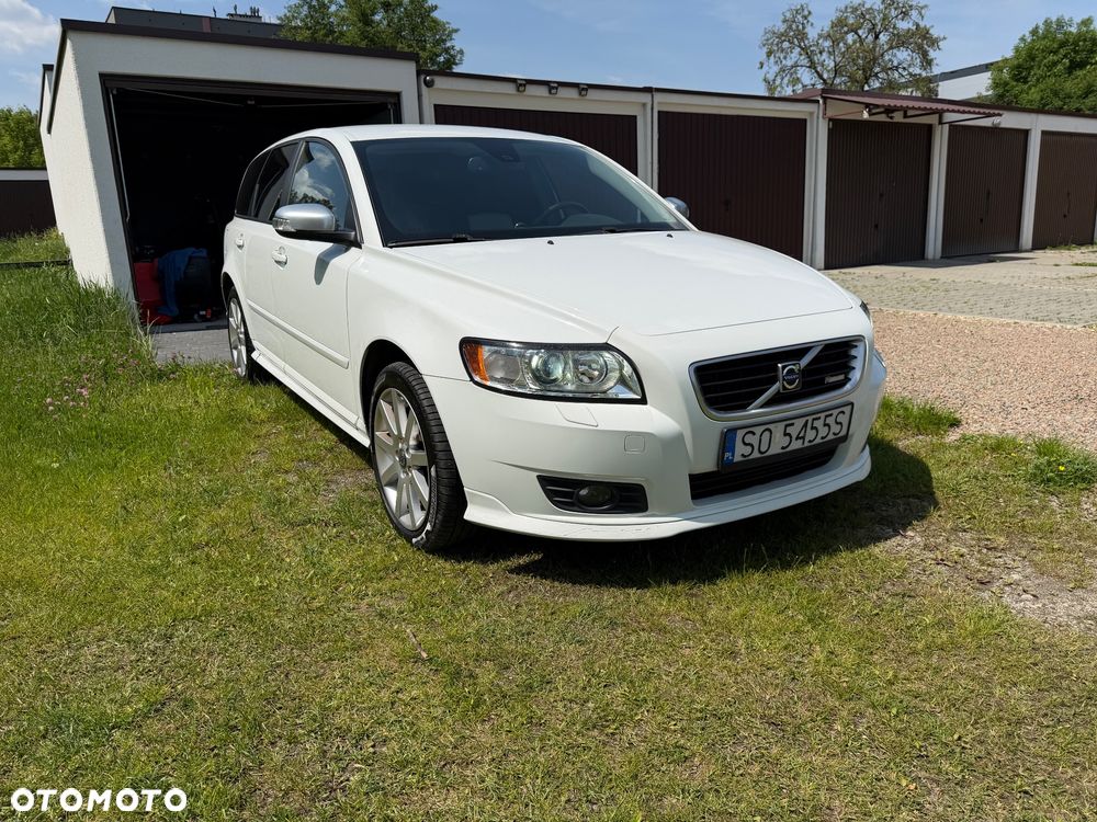 Volvo V50 T5 R-Design Summum AWD - 1