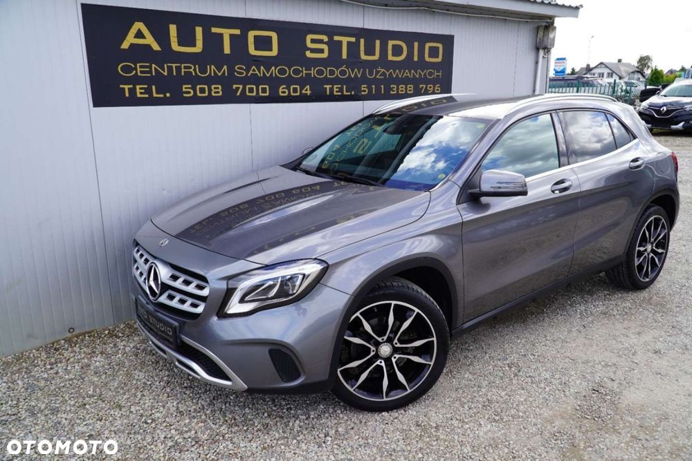 Mercedes-Benz GLA 200 7G-DCT Urban - 33