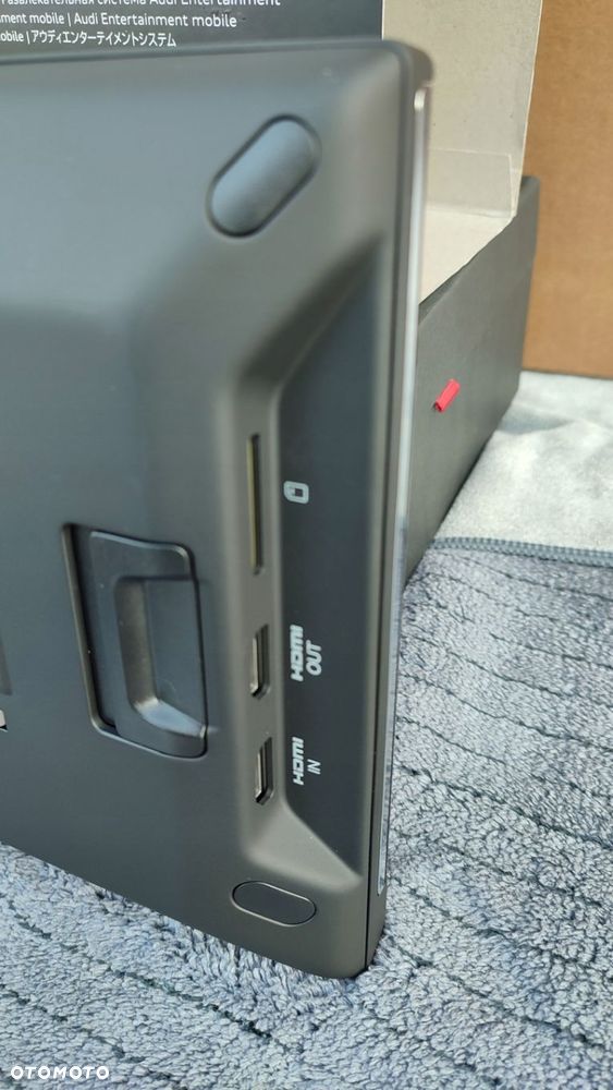 Monitory AUDI ENTERTAIMENT MOBILE RSE 3 4M0051700F - 10