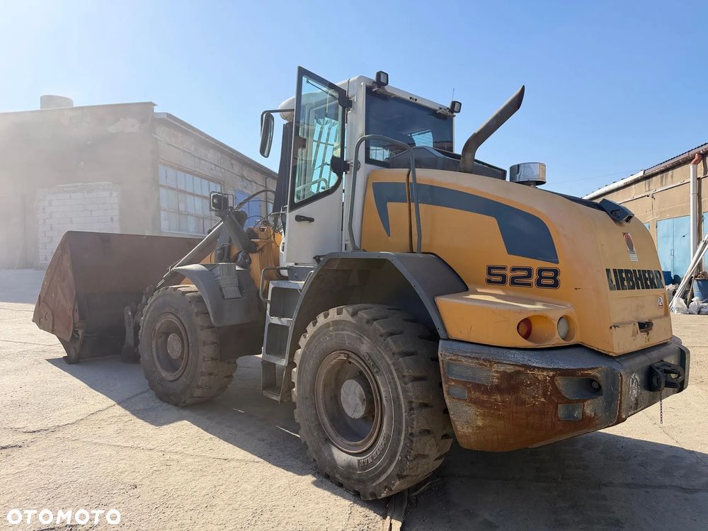 Liebherr L528 - 4