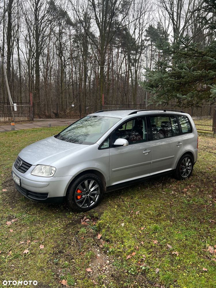 Volkswagen Touran - 2