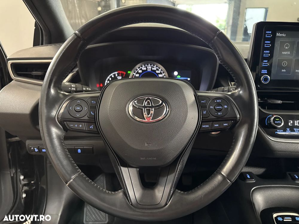 Toyota Corolla - 16