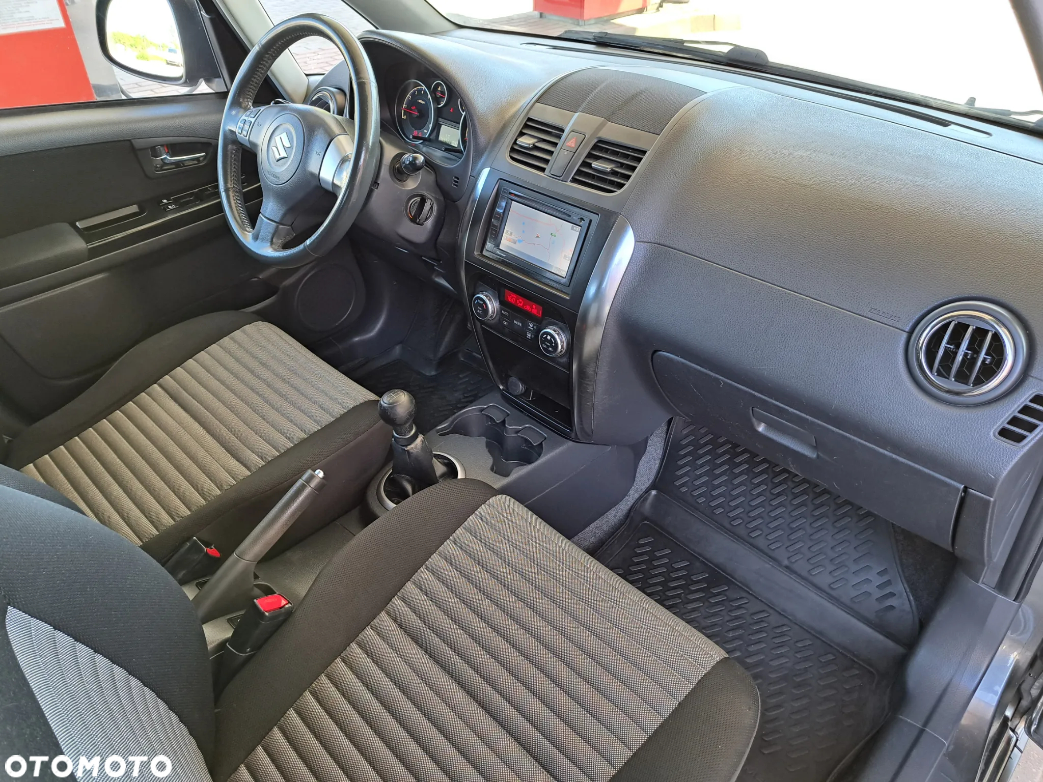 Suzuki SX4 - 17