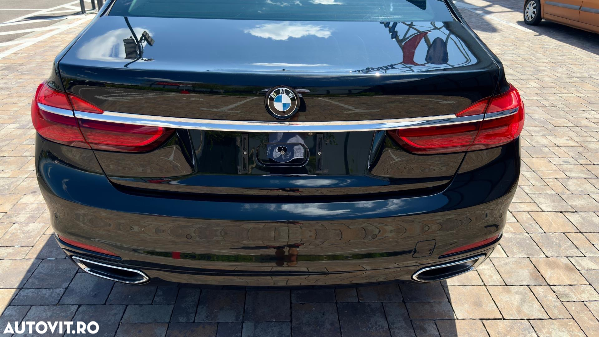 BMW Seria 7 730Ld xDrive - 15