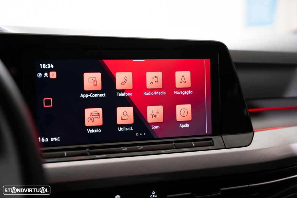 VW Golf Variant 1.0 eTSI Life DSG - 23