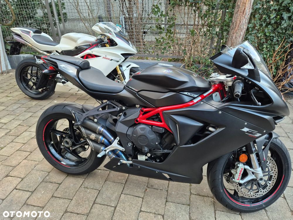 MV AGUSTA F3 - 4