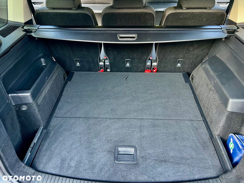 Volkswagen Touran 2.0 TDI BMT SCR Comfortline - 39