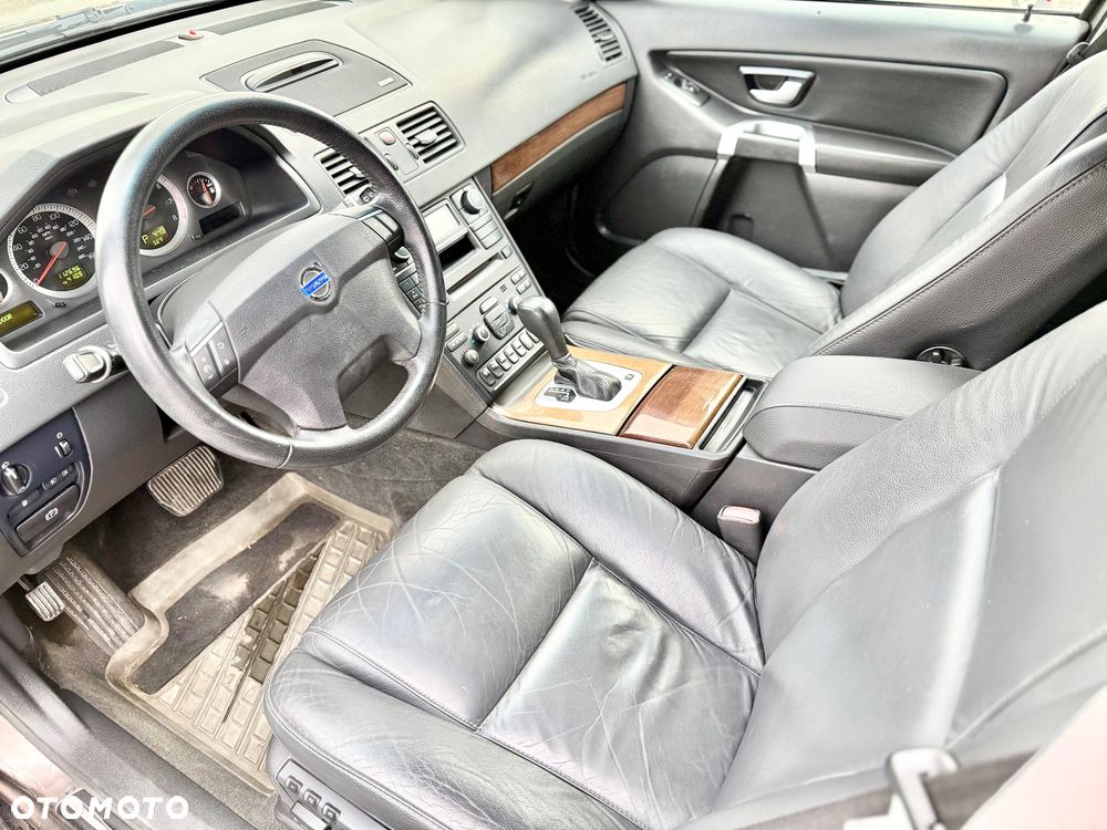 Volvo XC 90 3.2 AWD Geartonic Summum - 10