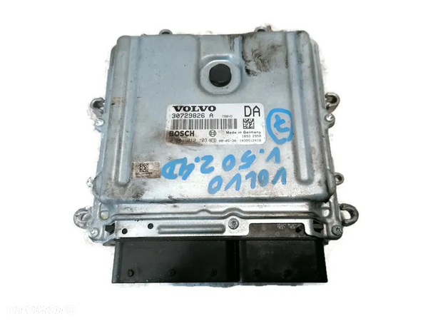 VOLVO V50 07r 2.4 D5 KOMPUTER SILNIKA 30729826A