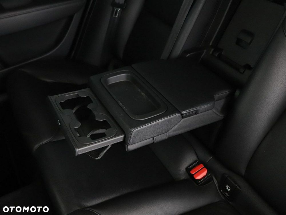 Volvo V90 D3 Momentum - 36