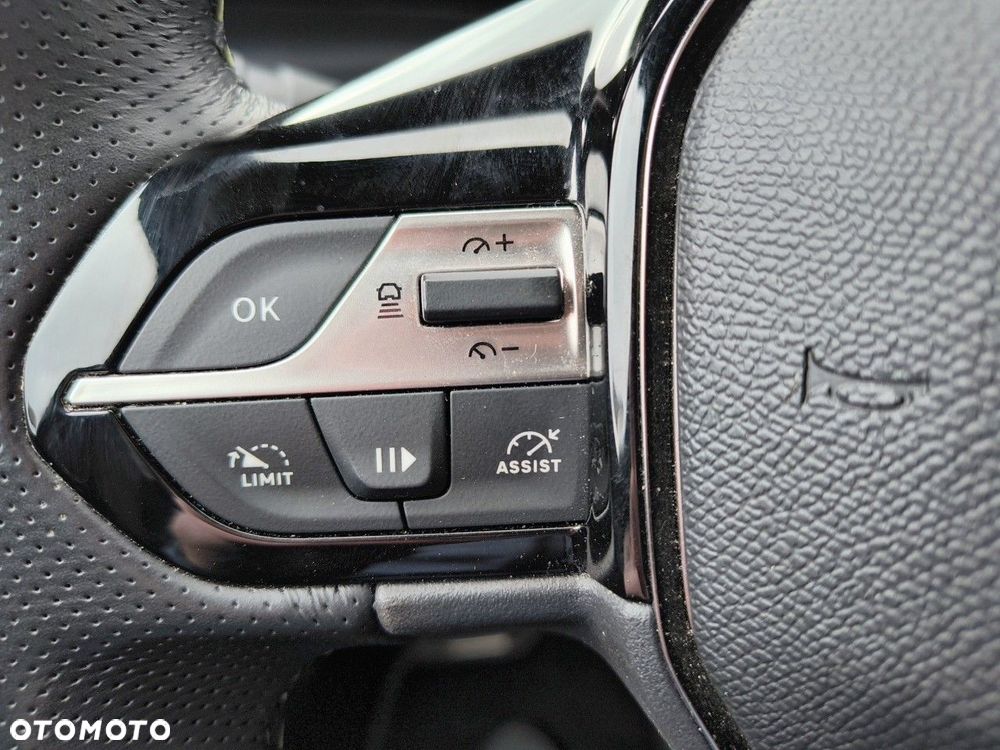 Peugeot 308 - 17