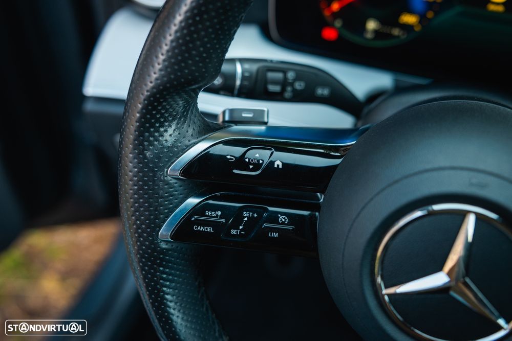 Mercedes-Benz E 300 de AMG Line - 25