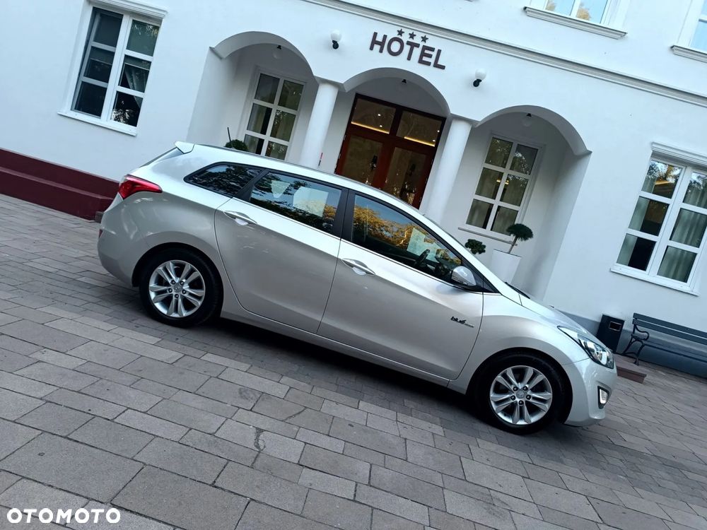 Hyundai i30 i30cw 1.4 CRDi Trend - 15