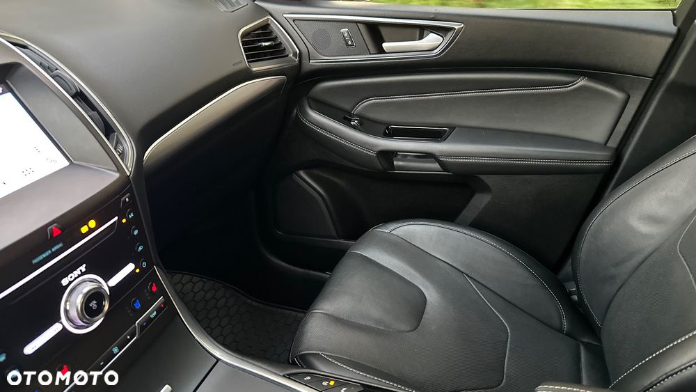 Ford S-Max 2.0 EcoBlue Titanium - 22