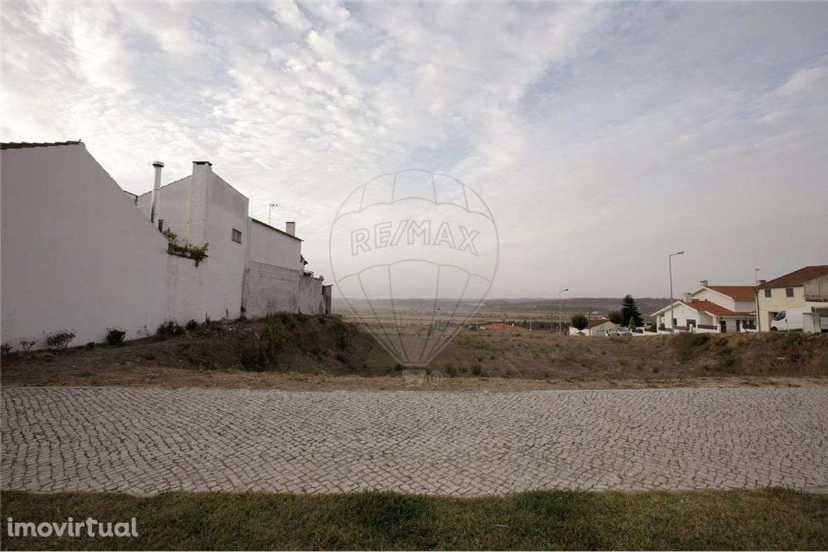 Loteamento no centro de Alfarelos - Grande imagem: 2/18