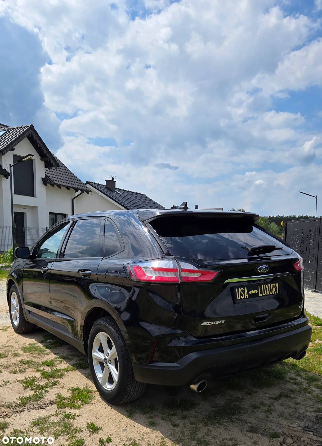 Ford Edge - 12