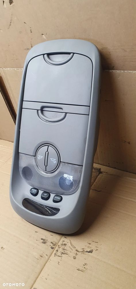 Lampka podsufitki oświetlenie kabiny Kia Sorento I 940A0-3E010 - 3