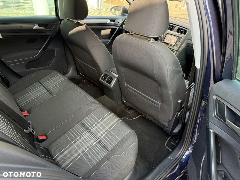 Volkswagen Golf 1.2 TSI BlueMotion Technology Trendline - 12