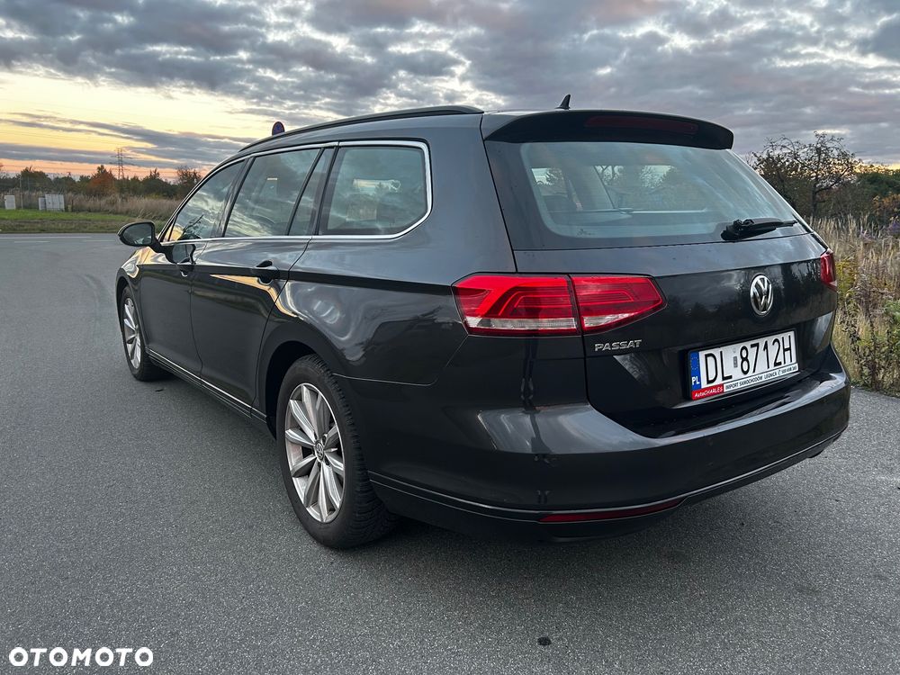 Volkswagen Passat Variant ver-variant-1-6-tdi-scr-dsg-business - 7