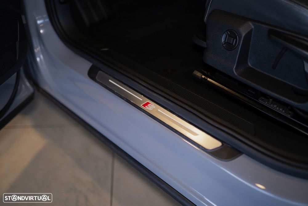 Audi Q4 e-tron 35 55 kWH - 21