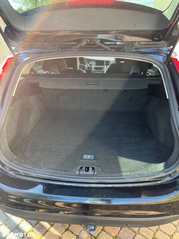 Volvo V60 DRIVe Momentum - 14