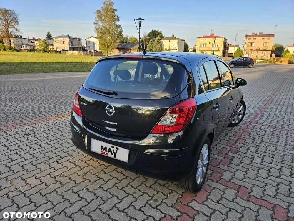 Opel Corsa 1.4 16V Active - 5