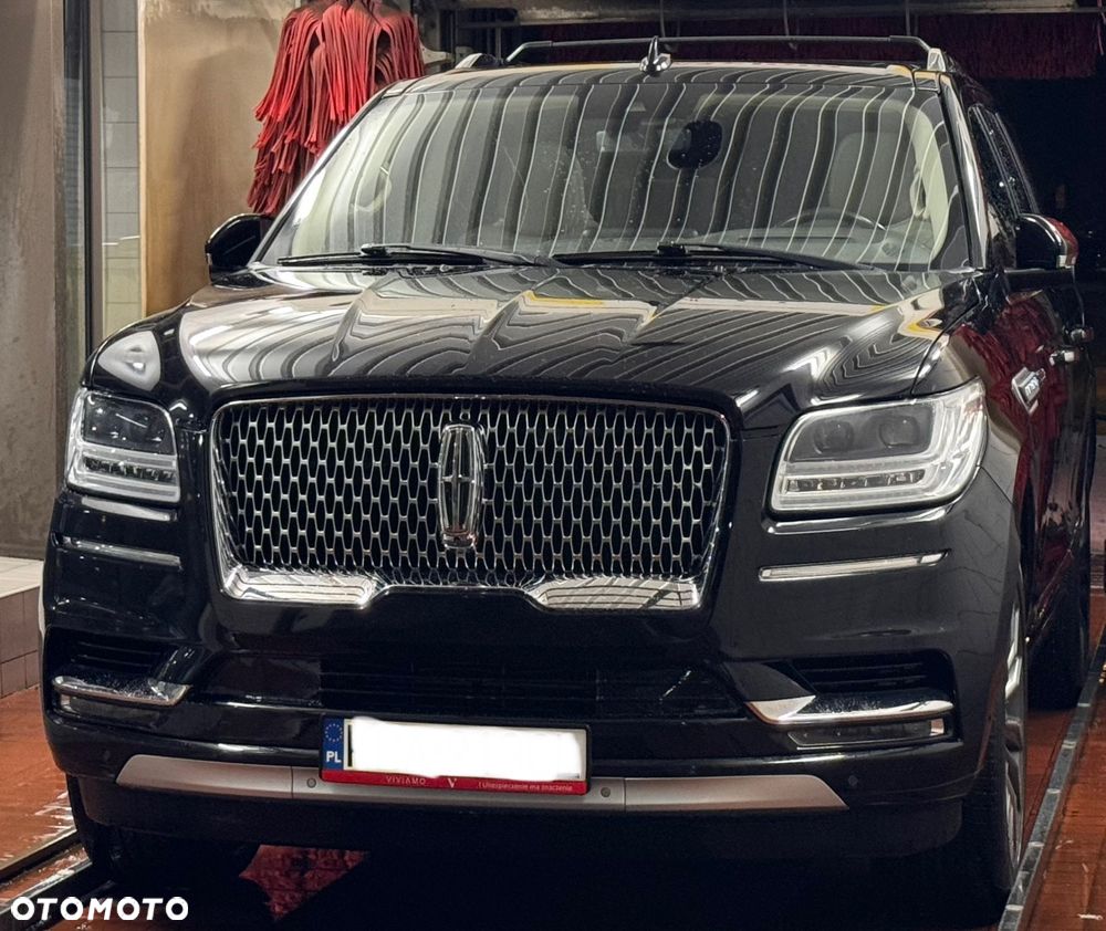 Lincoln Navigator - 5