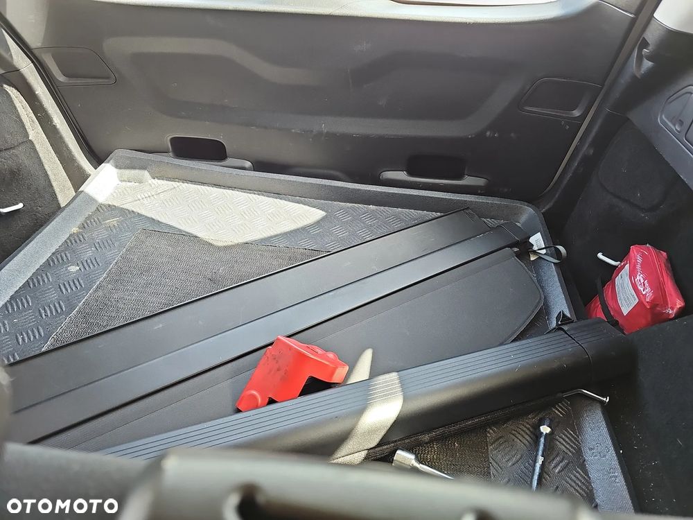 Ford Focus 1.5 TDCi Titanium PowerShift - 19