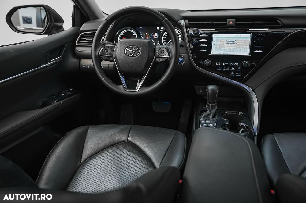 Toyota Camry Business Edition - 6