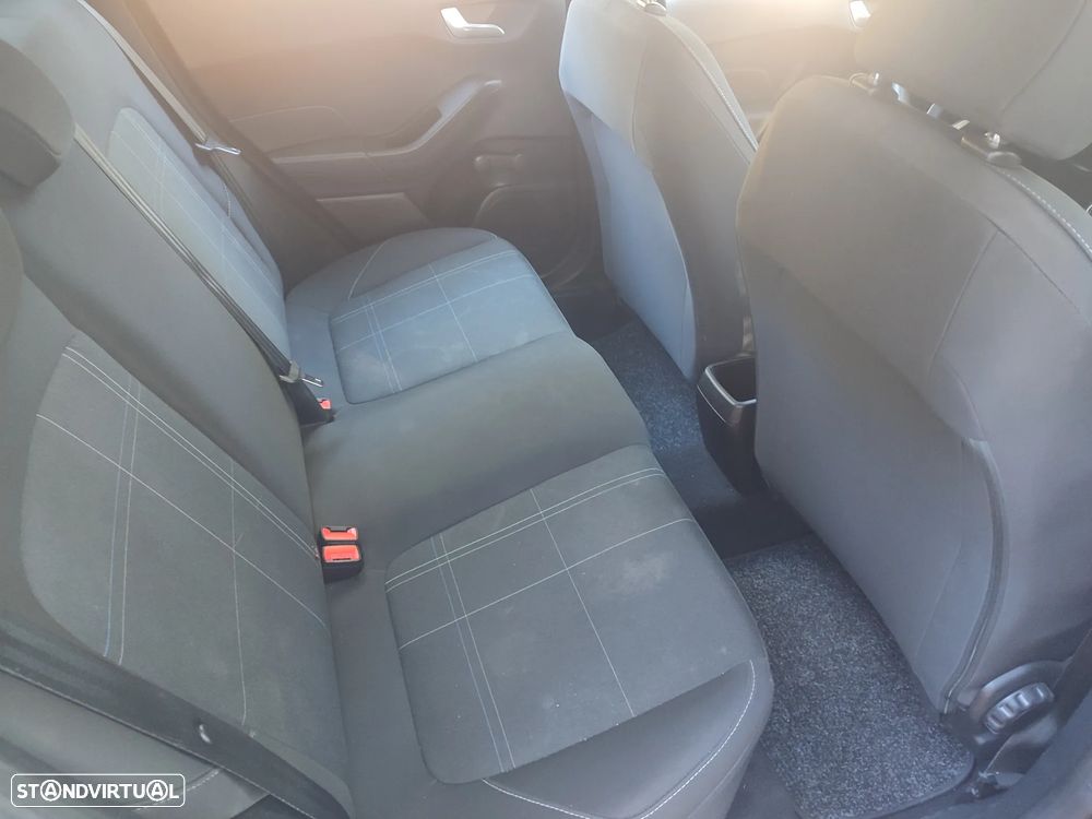 Ford Fiesta 1.5 TDCi Active — photo 5
