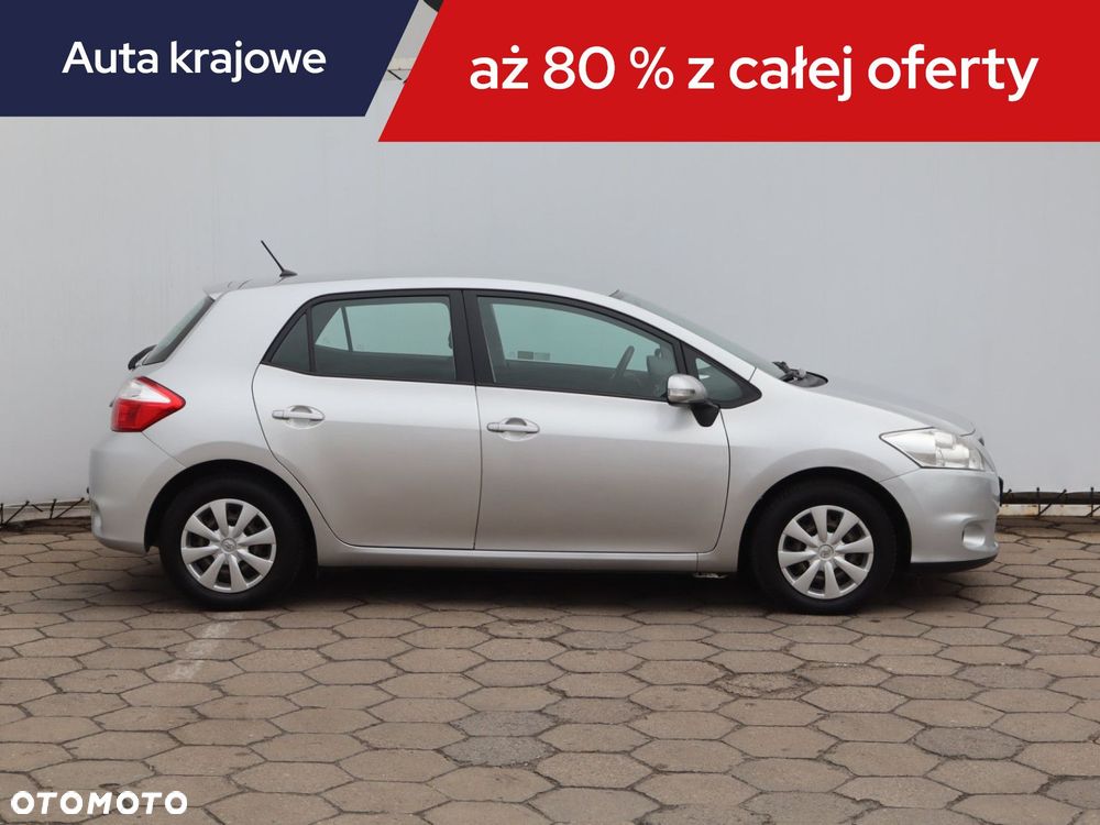Toyota Auris - 8