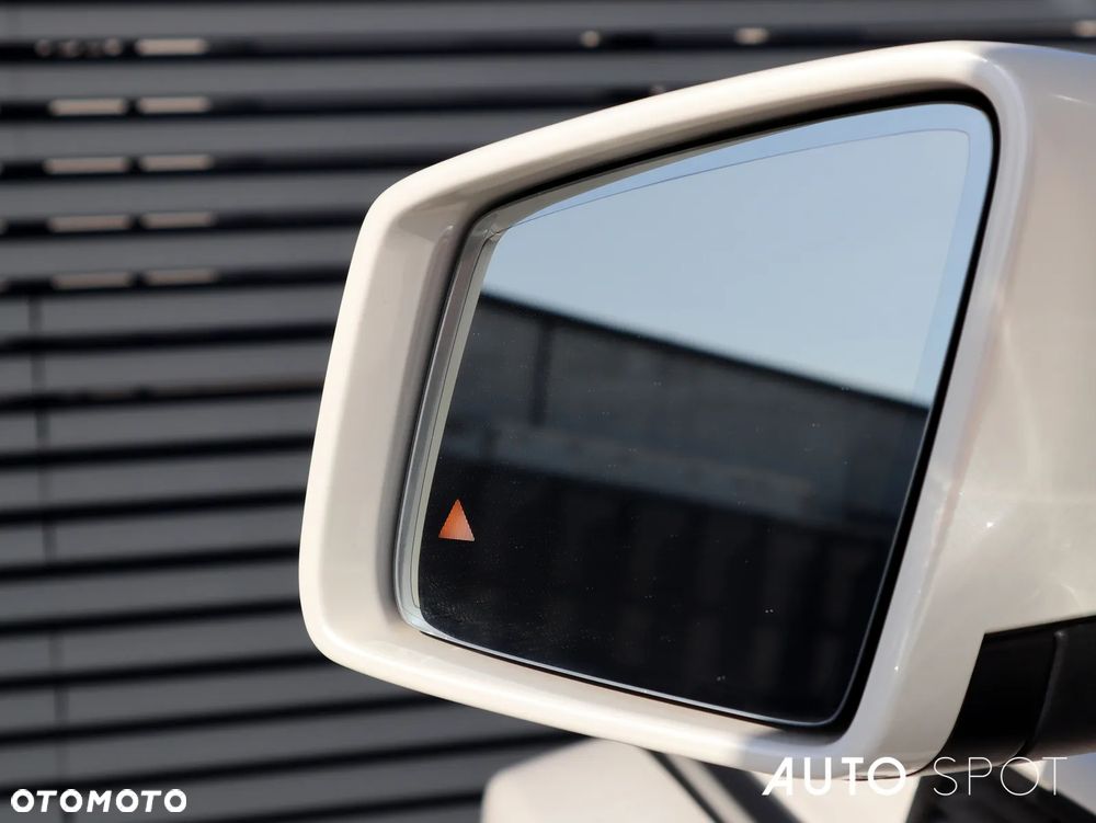 Mercedes-Benz Klasa G 63 AMG AMG SPEEDSHIFT 7G-TRONIC - 15
