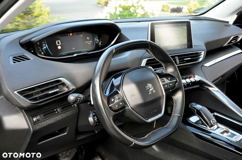 Peugeot 3008 - 22