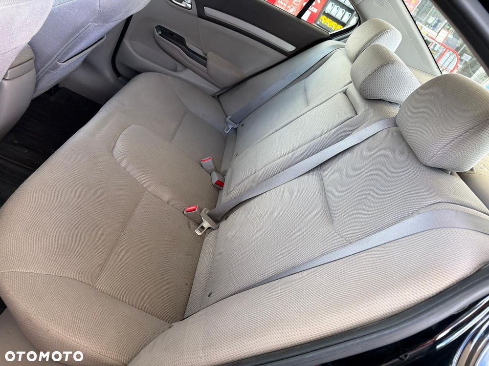 Honda Civic 1.8 Executive - 12
