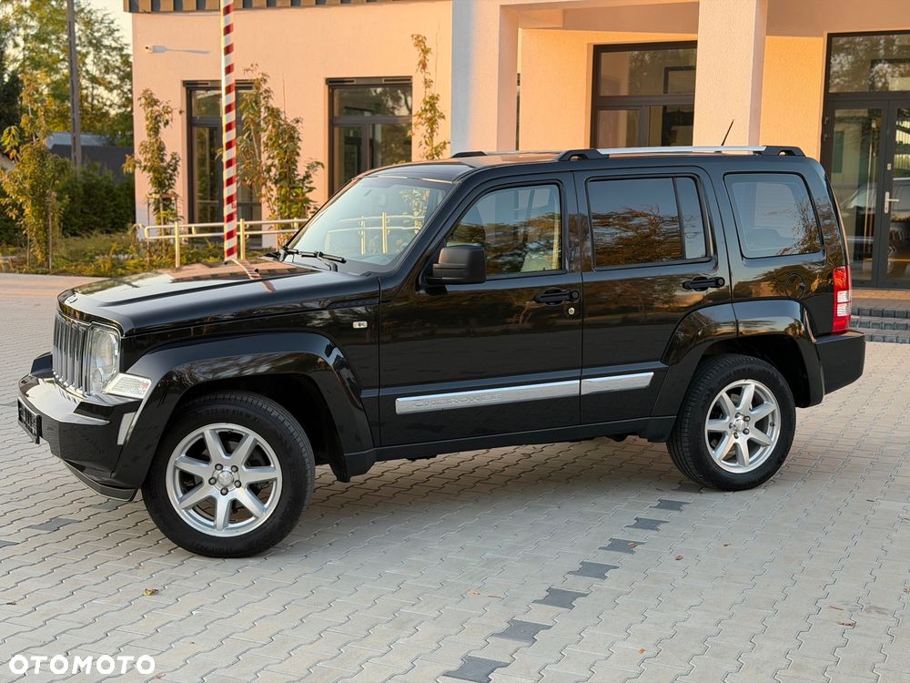 Jeep Cherokee - 4