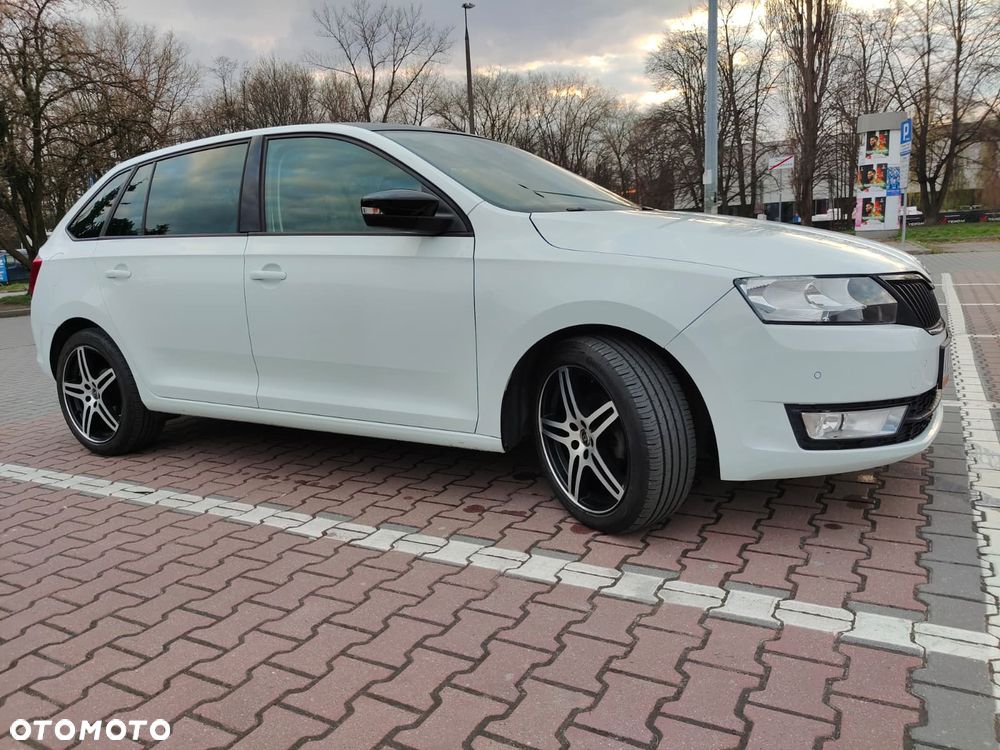 Skoda RAPID 1.2 TSI (Green tec) DSG Style - 3