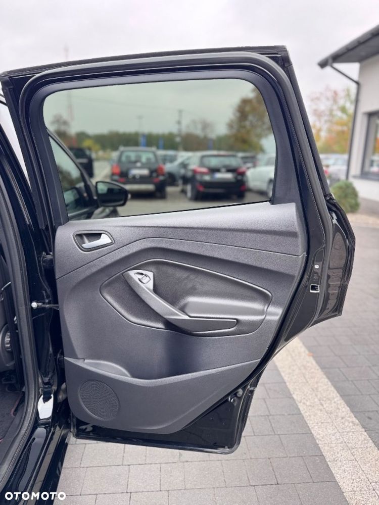 Ford Kuga - 29