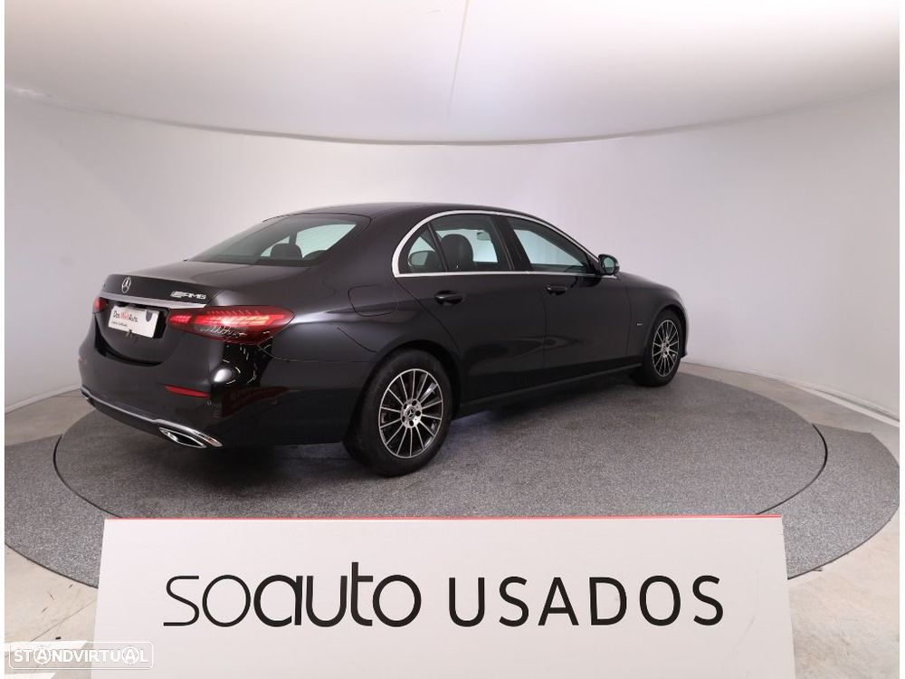Mercedes-Benz E 220 d AMG Line - 11