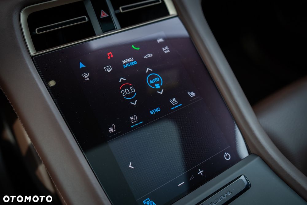 Porsche Taycan 4S Performance Plus - 11