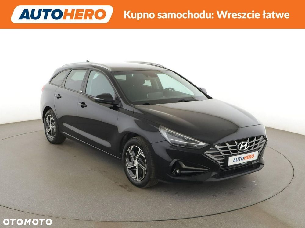 Hyundai i30 1.6 CRDI DCT Intro - 11