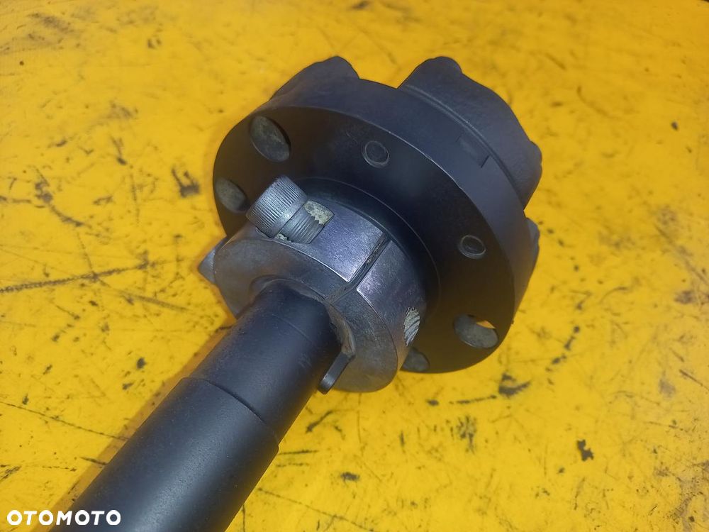 Przedni WOM New Holland T7.230 - 12