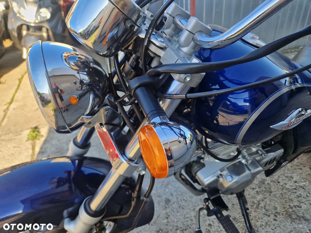Suzuki Marauder - 28