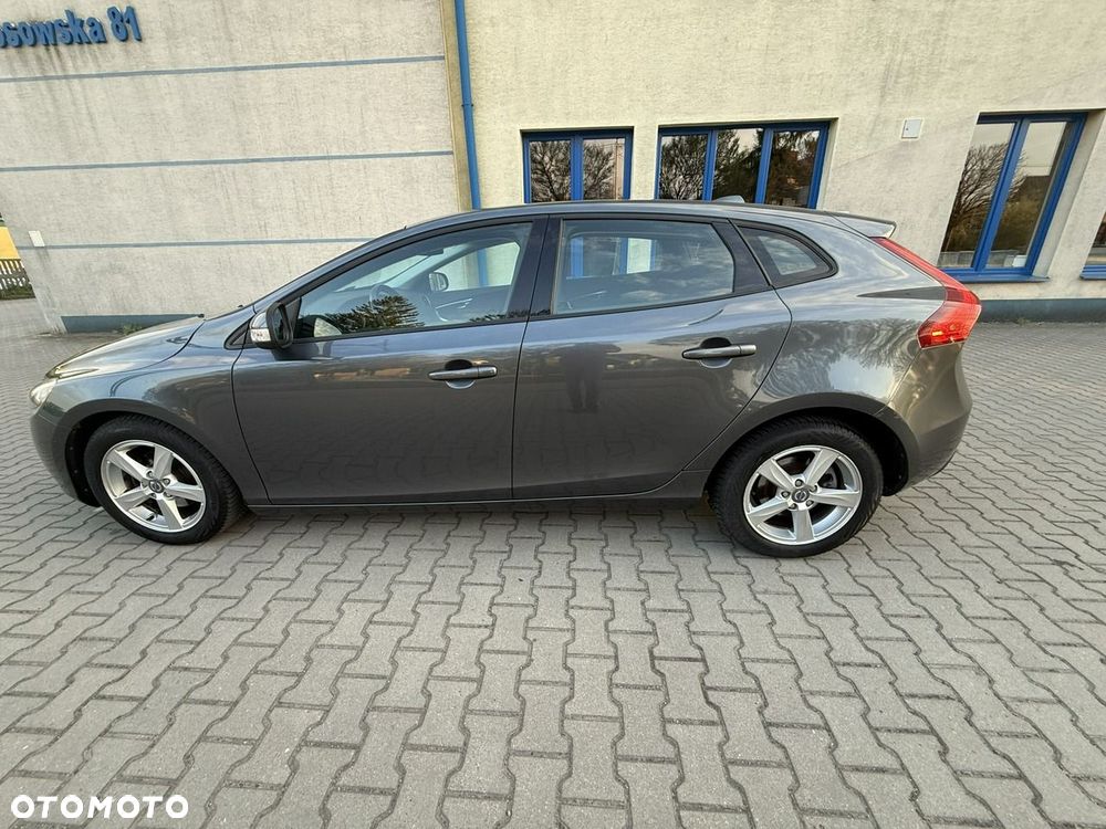 Volvo V40 - 11