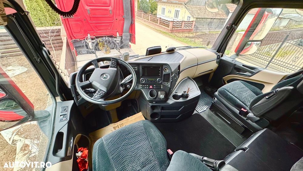Mercedes-Benz Actros 1845 - 8