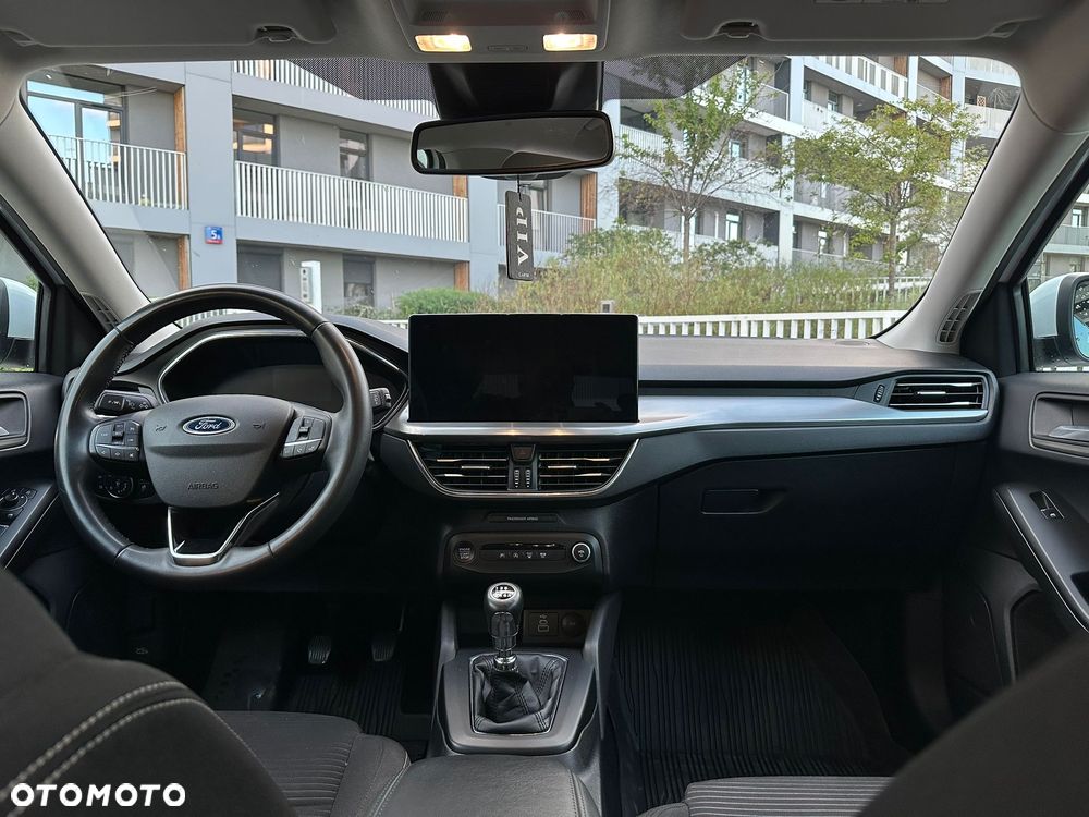 Ford Focus 1.0 EcoBoost Titanium Style - 13